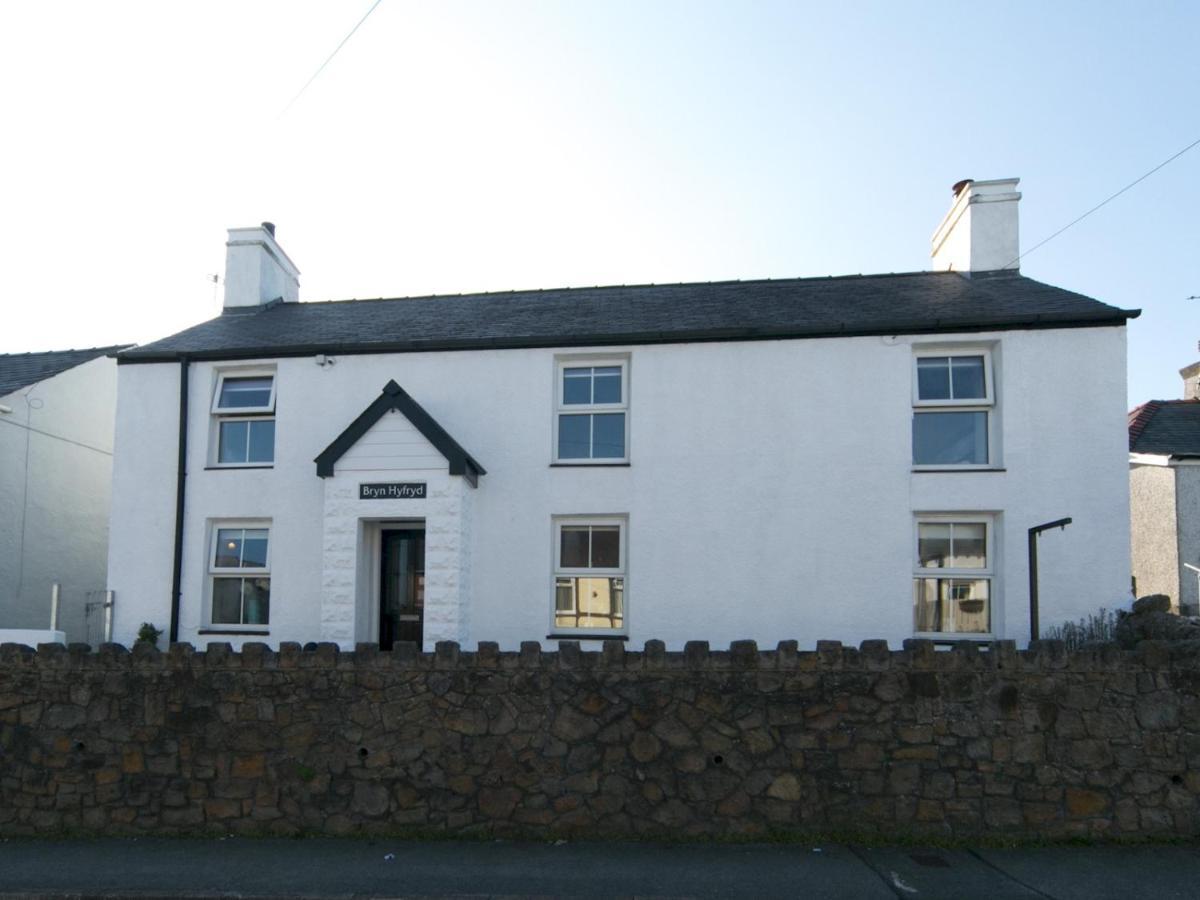 Pass The Keys Spacious Cottage In Central Benllech With Parking Exterior photo